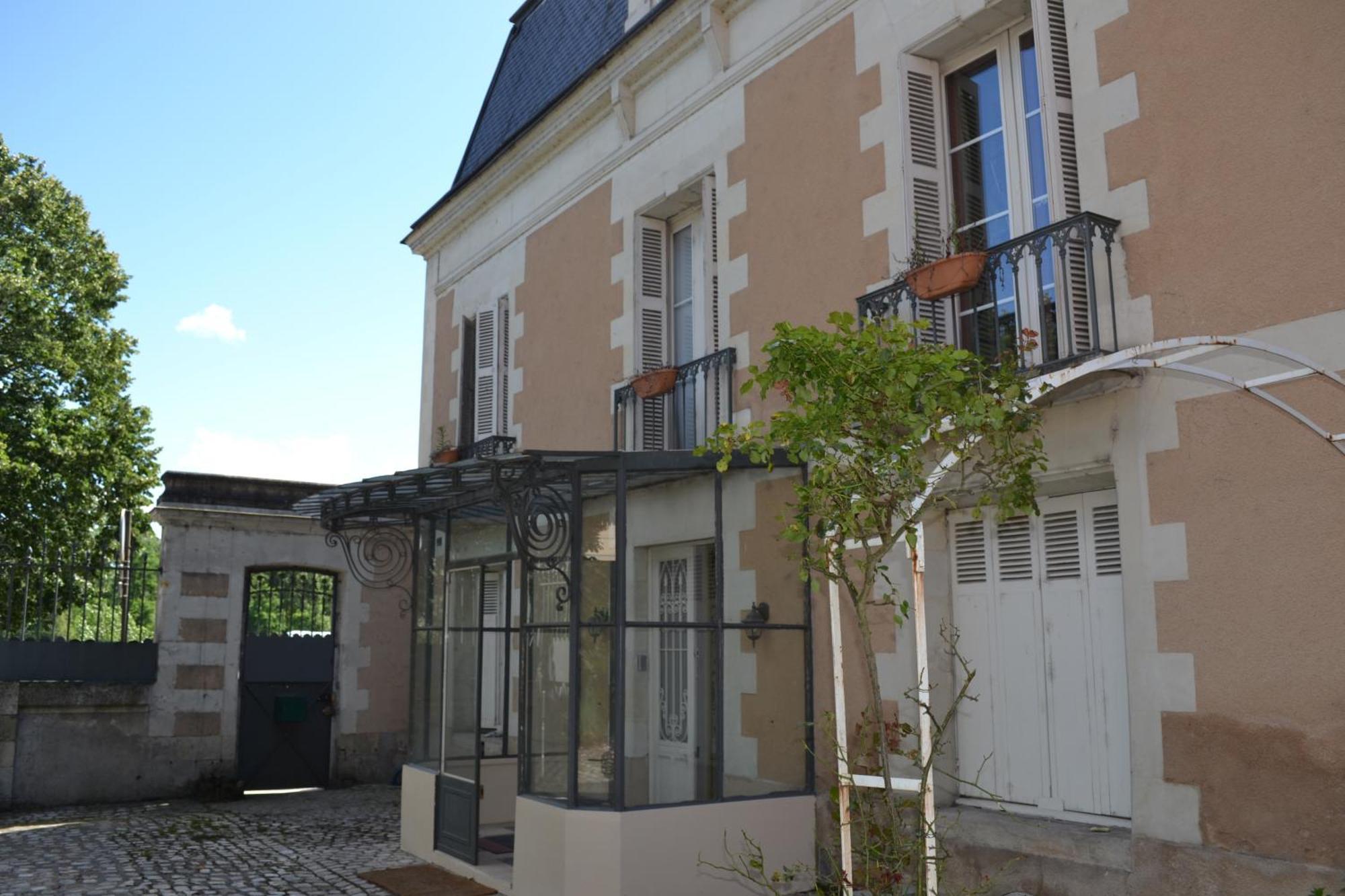 Lit En Loire Bed & Breakfast Saint Cyr sur Loire Bagian luar foto