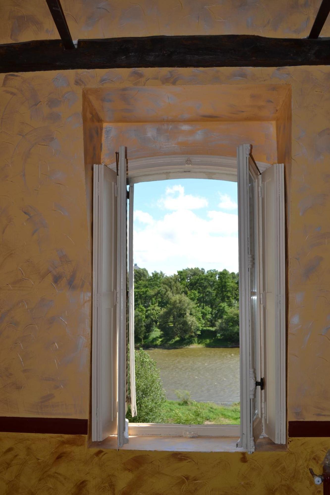 Lit En Loire Bed & Breakfast Saint Cyr sur Loire Bagian luar foto
