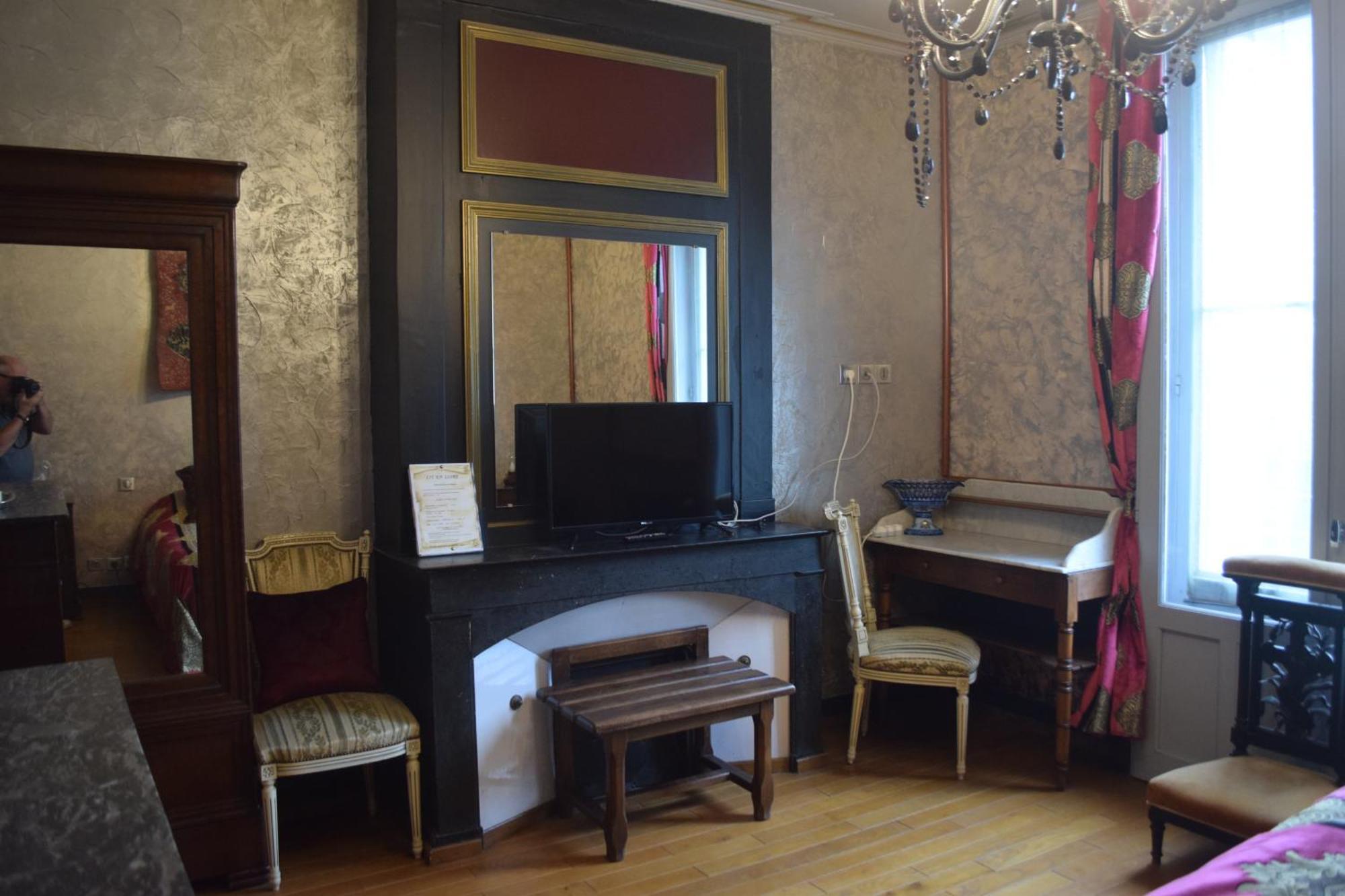 Lit En Loire Bed & Breakfast Saint Cyr sur Loire Bagian luar foto