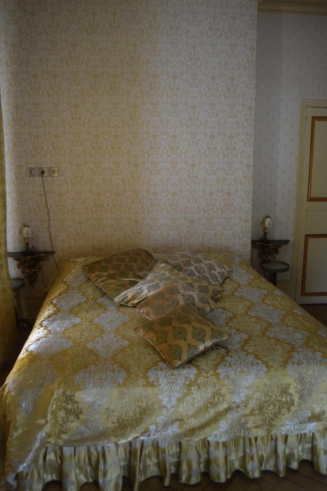 Lit En Loire Bed & Breakfast Saint Cyr sur Loire Bagian luar foto