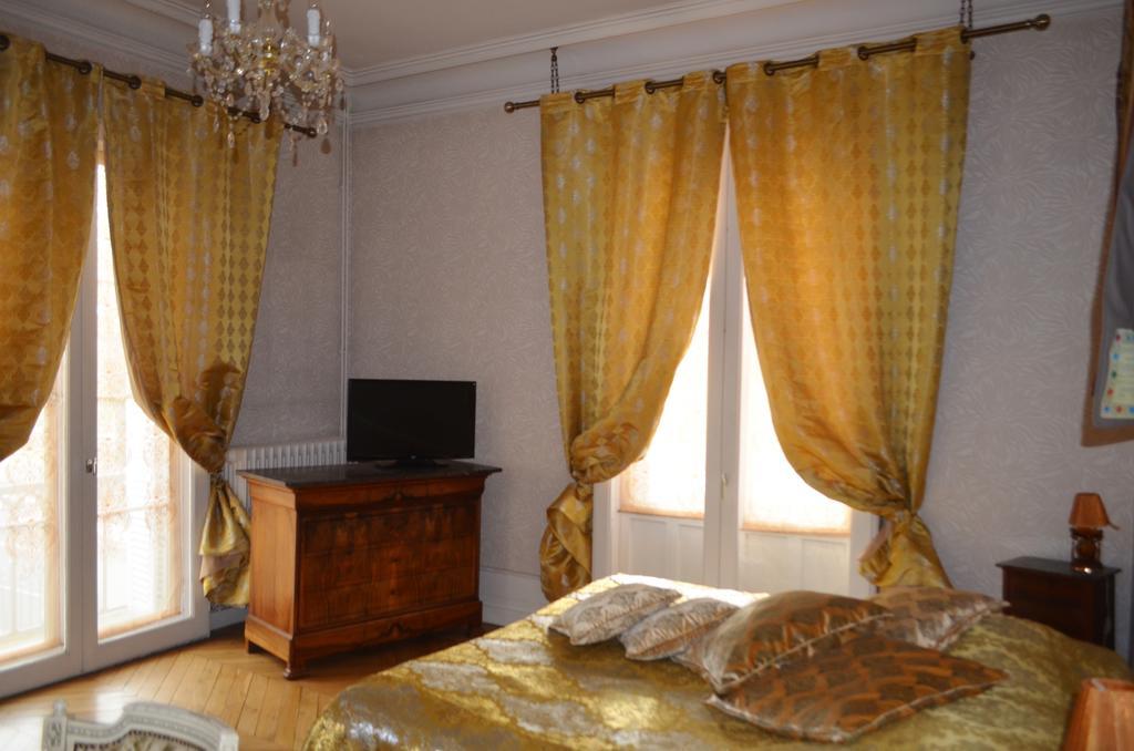 Lit En Loire Bed & Breakfast Saint Cyr sur Loire Bagian luar foto