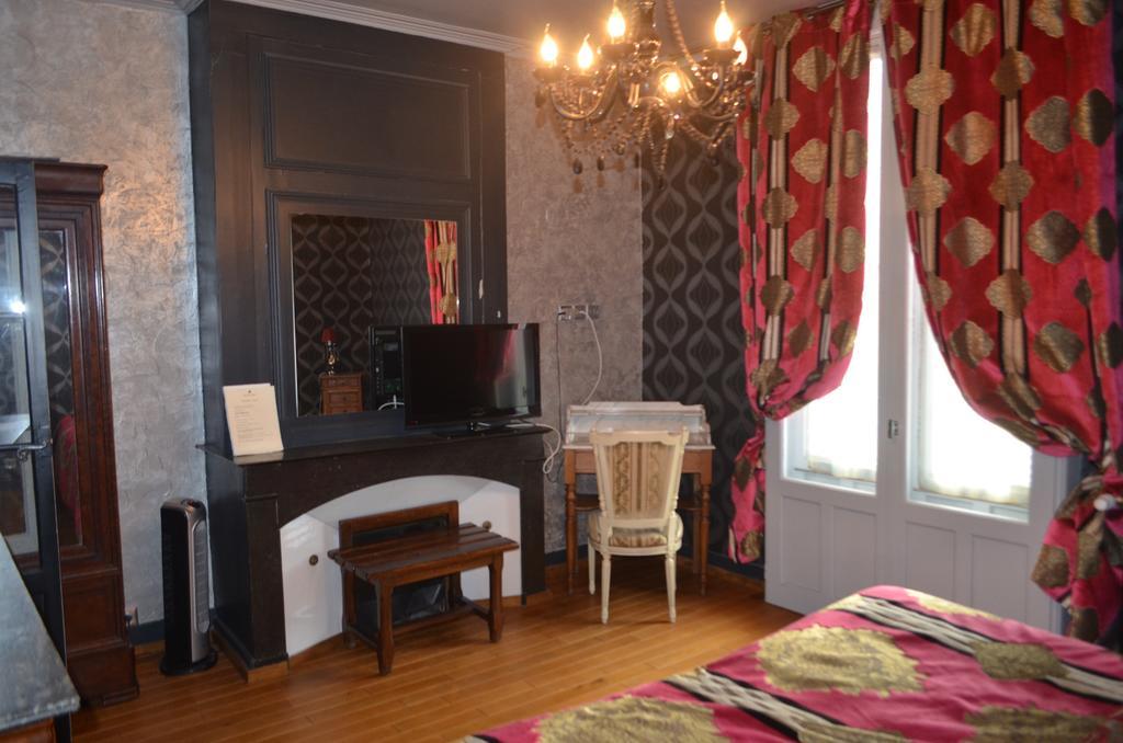 Lit En Loire Bed & Breakfast Saint Cyr sur Loire Bagian luar foto
