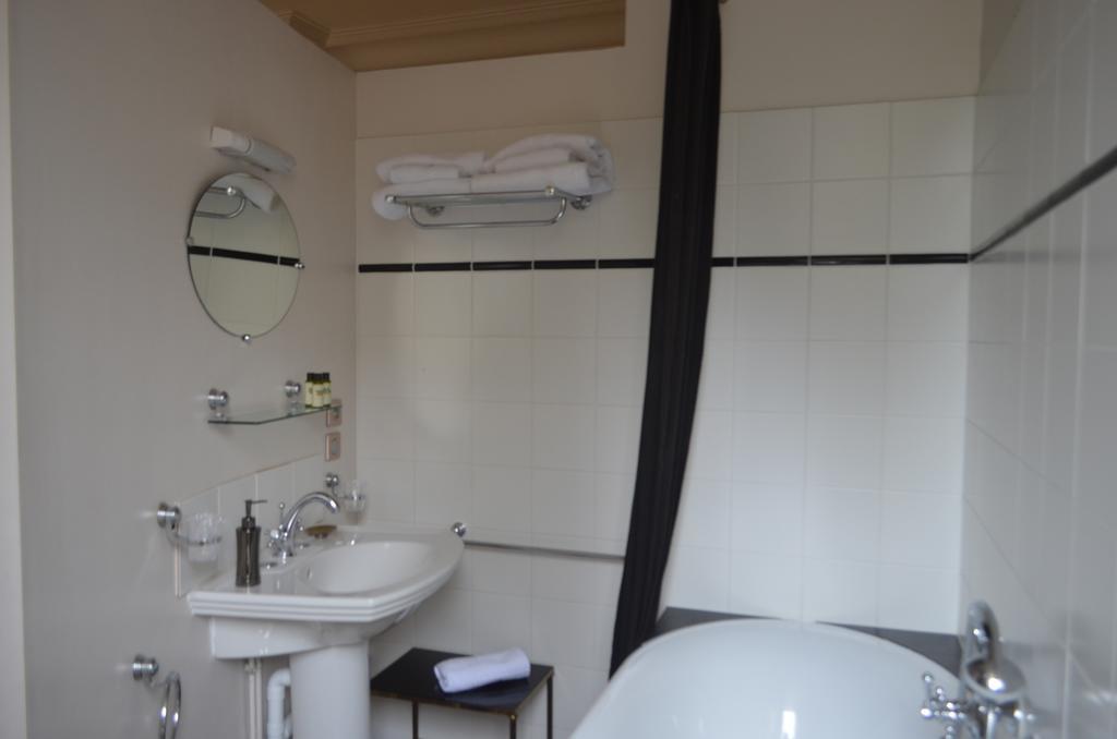 Lit En Loire Bed & Breakfast Saint Cyr sur Loire Bagian luar foto