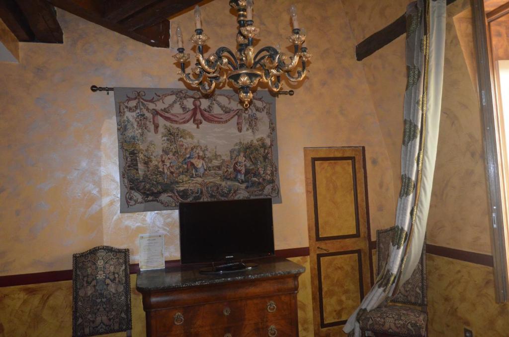 Lit En Loire Bed & Breakfast Saint Cyr sur Loire Bagian luar foto